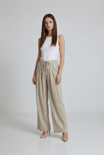 بنطلون نسائي